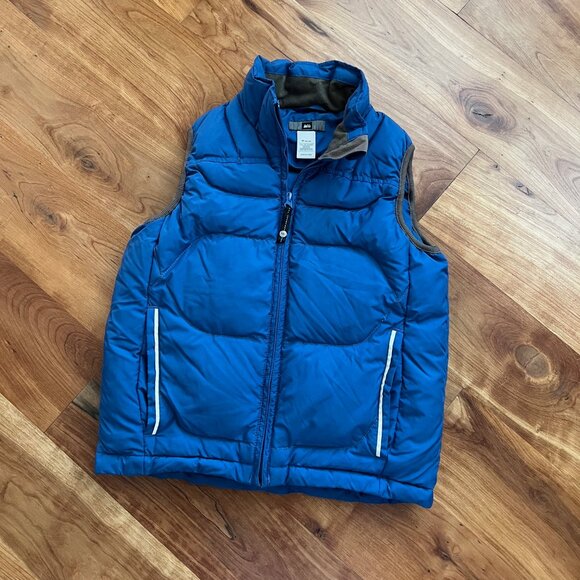 Boys REI puffer vest - Picture 1 of 4